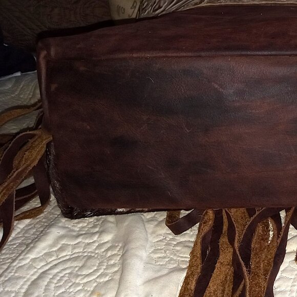 Dancing Cactus Designs Large Cowhide Leather Fringe Handbag - Picture 6 of 9